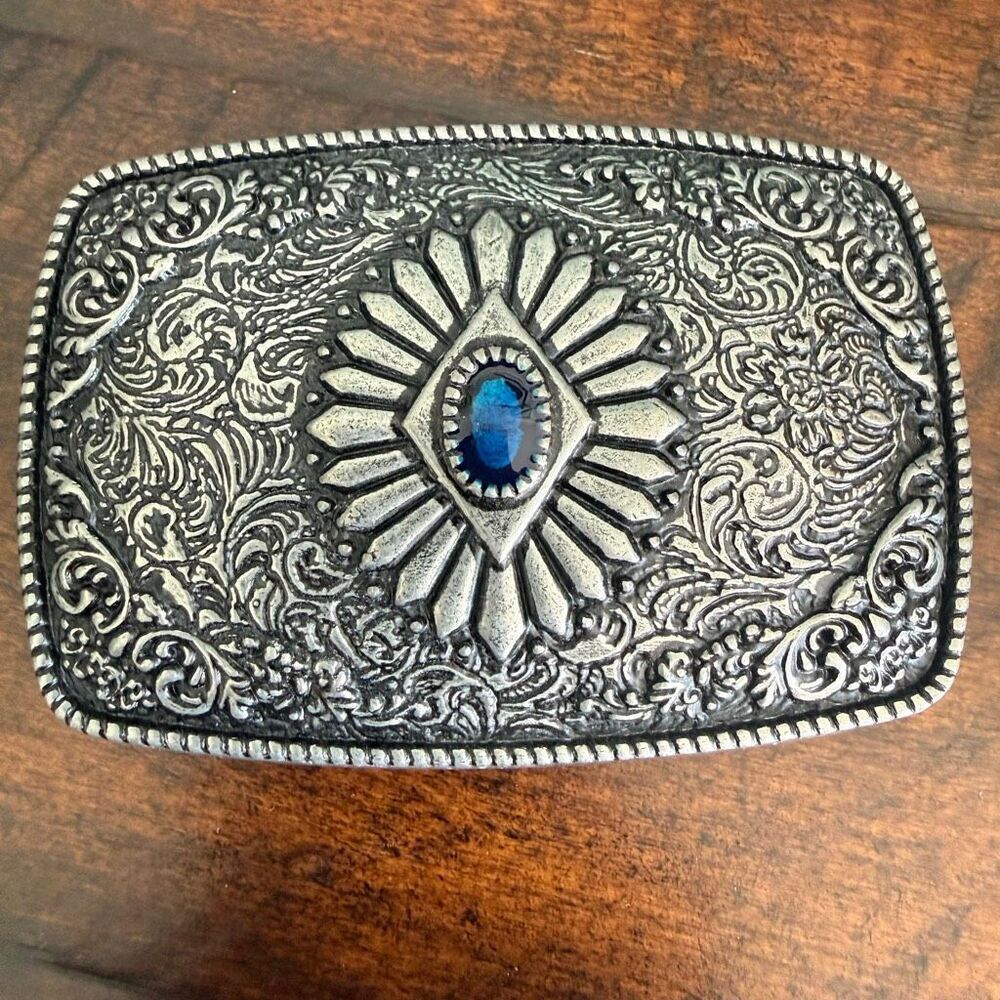 Western Concho Buckle - Antique Silver Tone Turquoise Accent